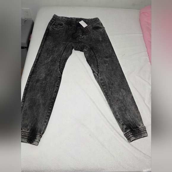 Smoke Rise Men's Charcoal Joggers - Picture 12 of 16